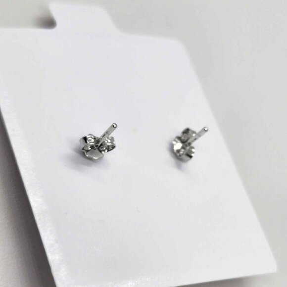Brand New  Sterling Silver 925 White GemStone Studs - Earrings - Picture 4 of 4